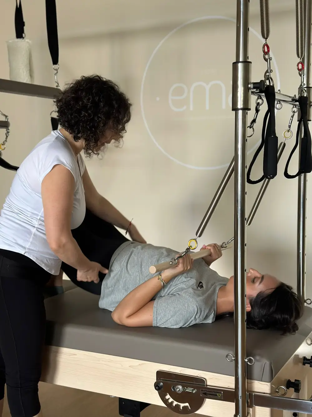 Aula de Pilates Clínico no Centro EMA